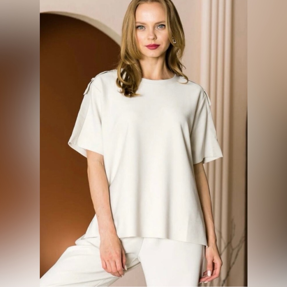 Joh. Apparel Kate Knit Crepe Blouse Top Women’s Medium Cream Boxy Side Slits